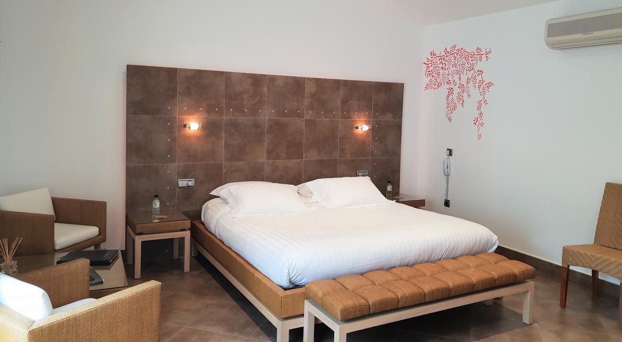 Private Hotel - Adult Only Порто-Веккіо Екстер'єр фото