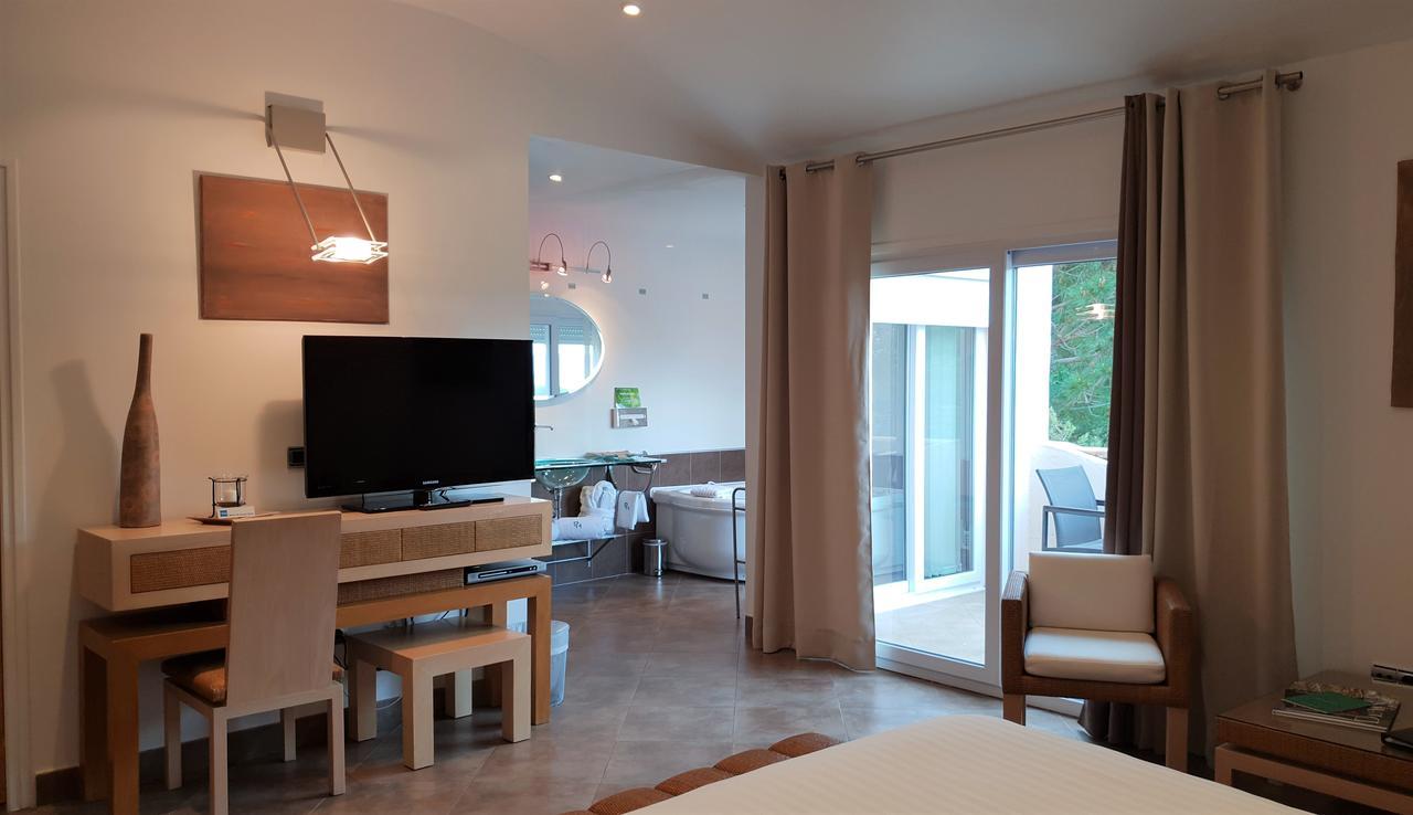 Private Hotel - Adult Only Порто-Веккіо Екстер'єр фото