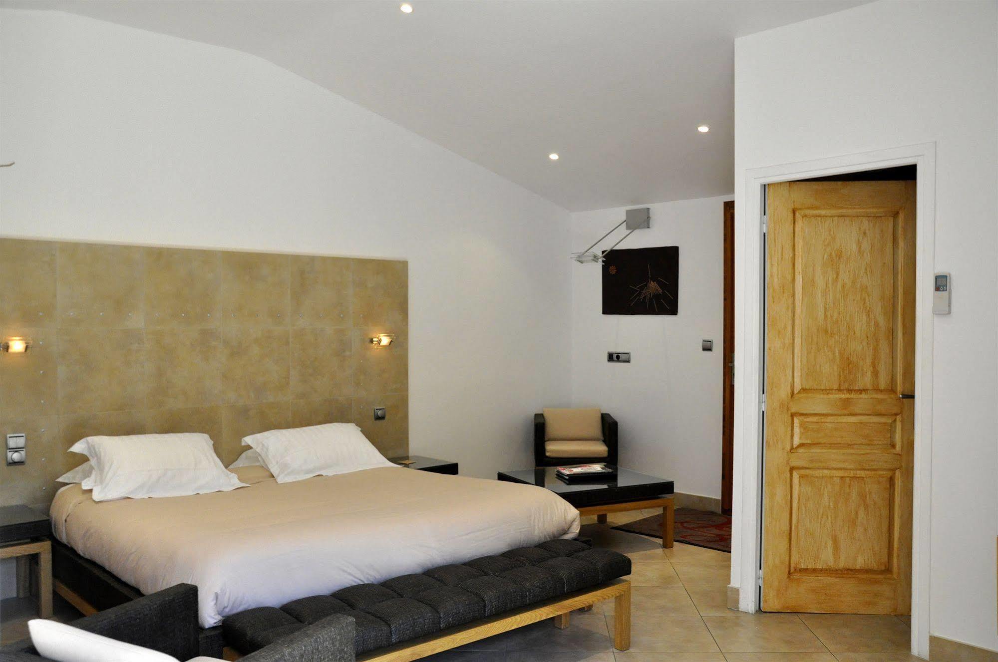 Private Hotel - Adult Only Порто-Веккіо Екстер'єр фото